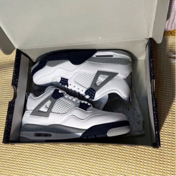 Mens Size — New Air Jordan 4 Retro Midnight Navy - Picture 1 of 5